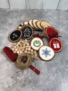A Very Merry Craft - DIY Christmas Ornaments