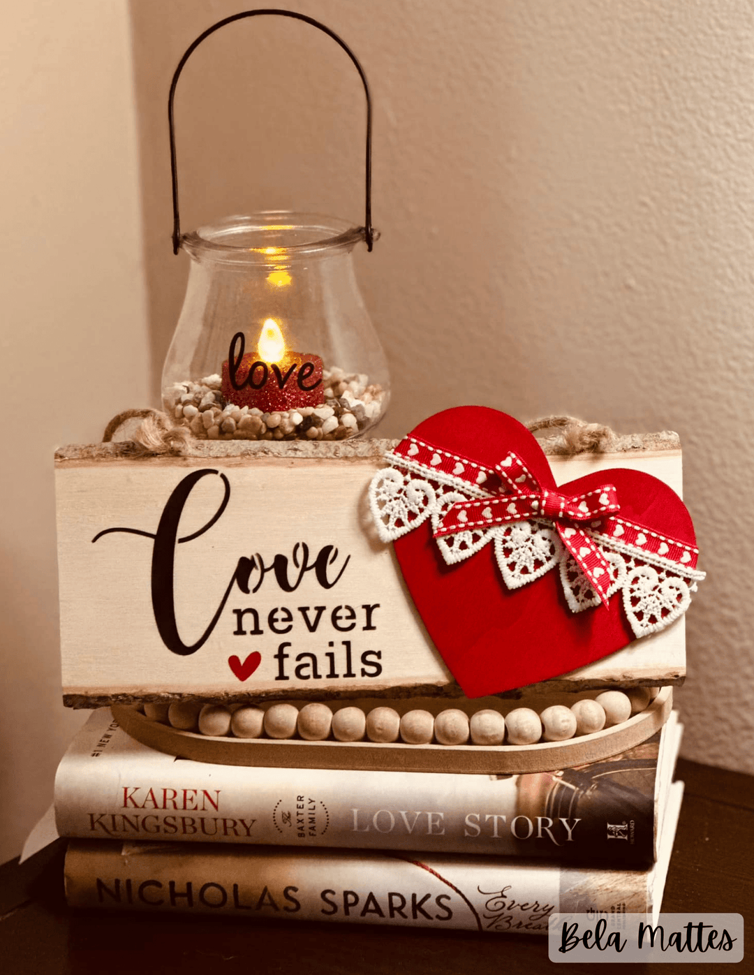 WallCutz  Love Never Fails Stencil